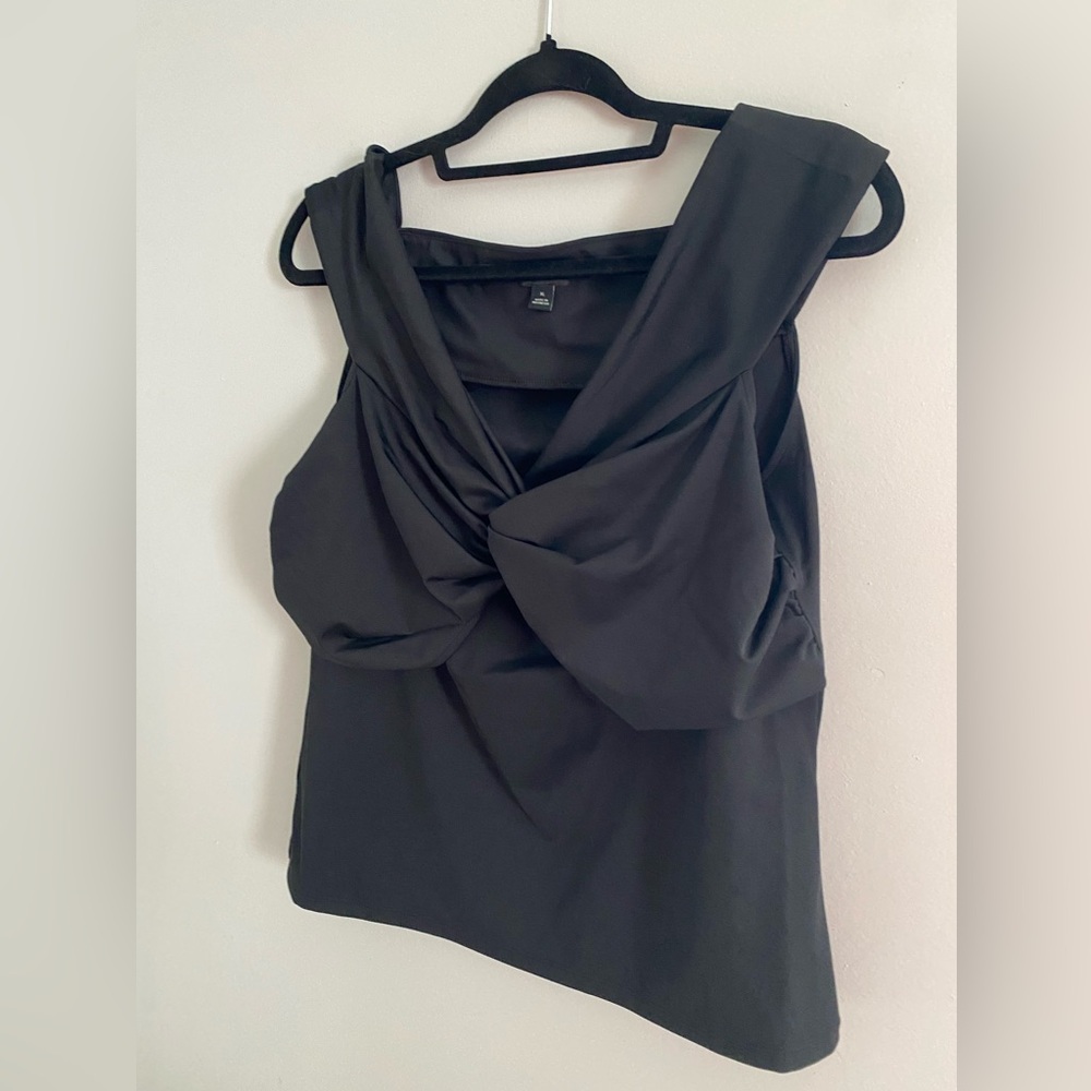 Ann Taylor | Black Top